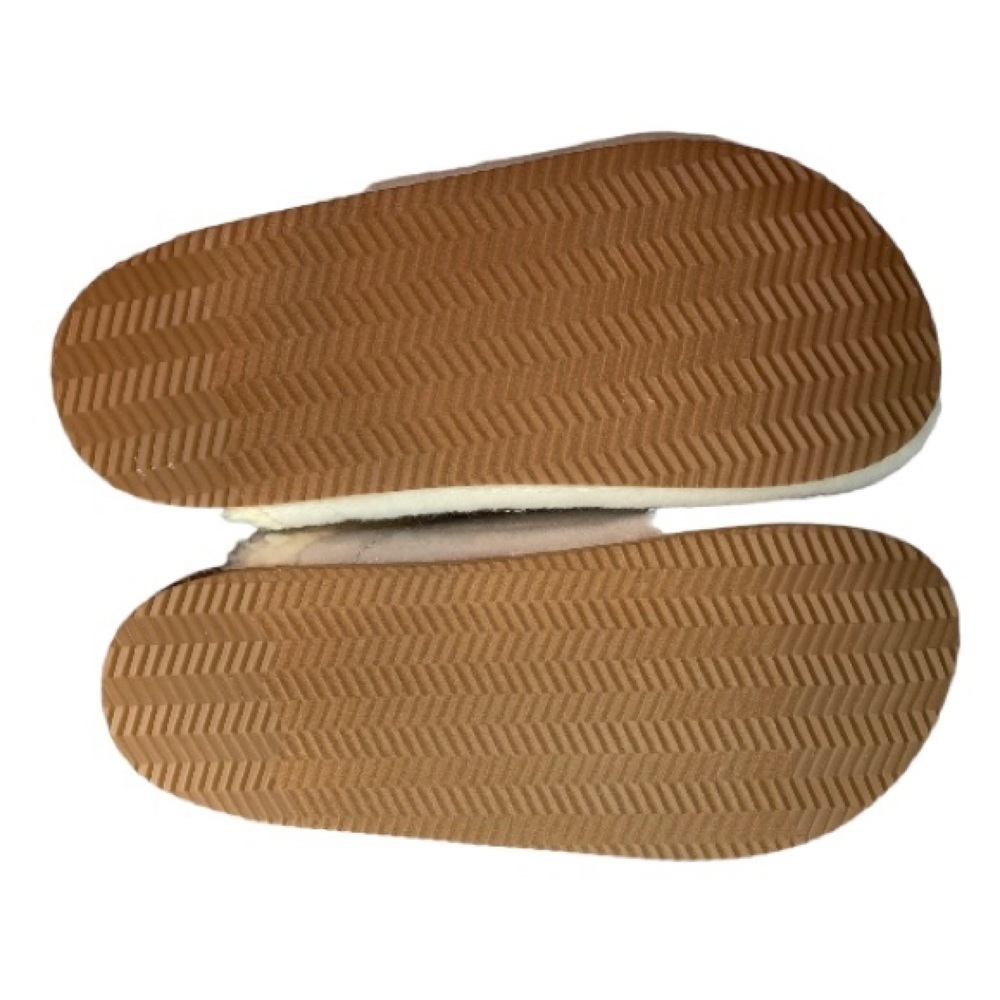 *LANDSEND Women’s Felt Scuff Slippers, Warm Sherpa Lined, Oatmeal Snow Skiers - Picture 3 of 3